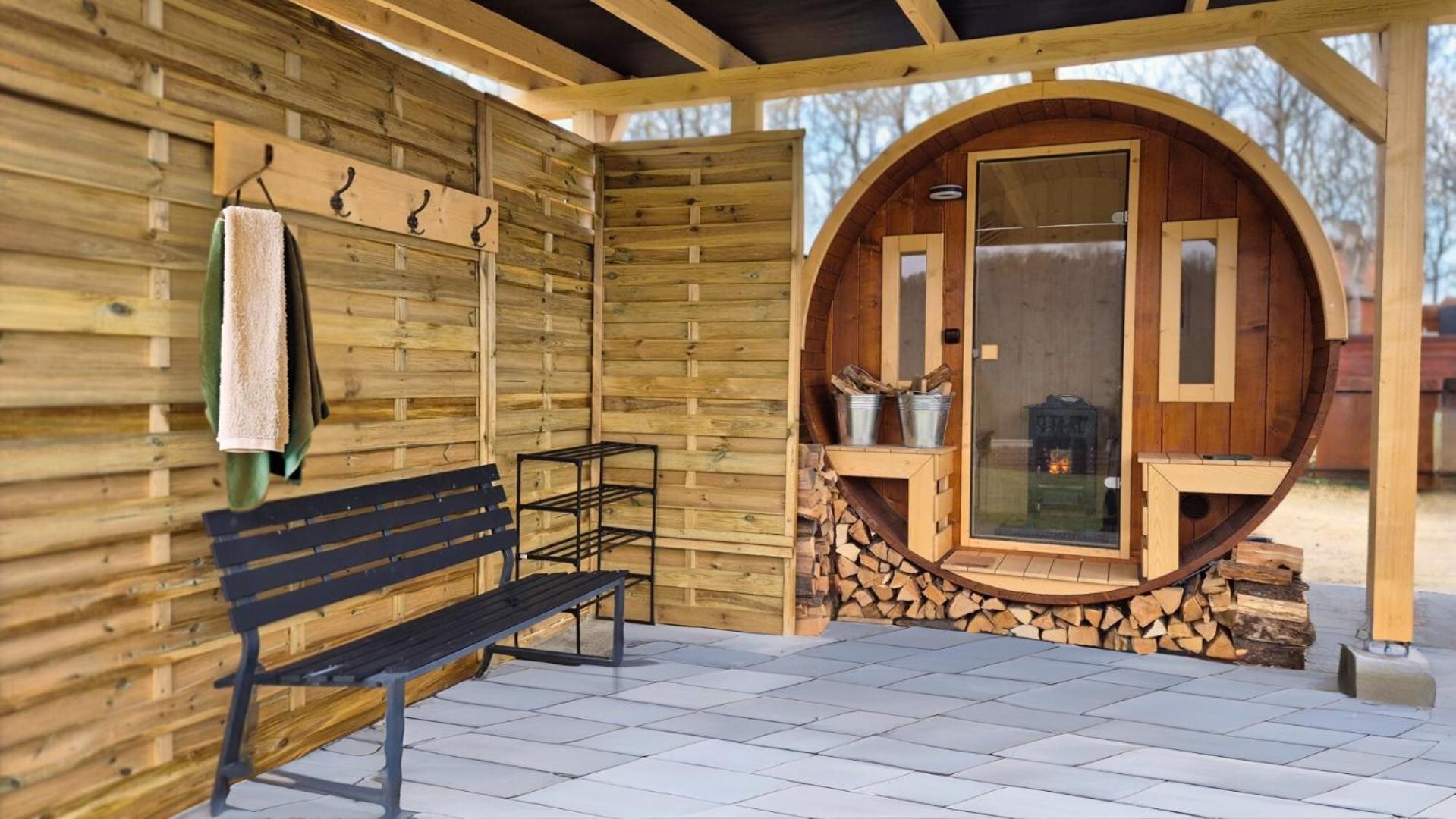 Romantic Jacuzzi Hideaway Near Heviz Rezi Extérieur photo